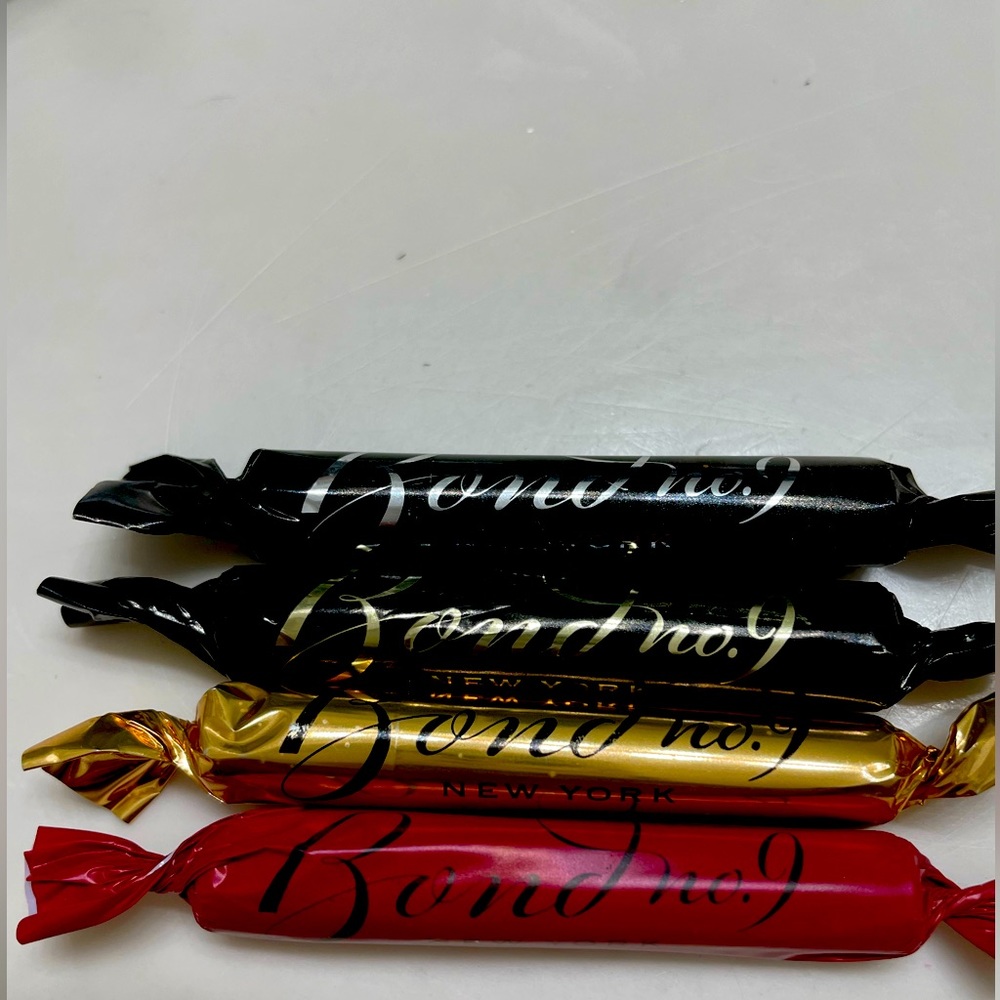 bond no 9 samples Lafayette Place, Wall Street, New Bond St., Bond No. 9 Perfume